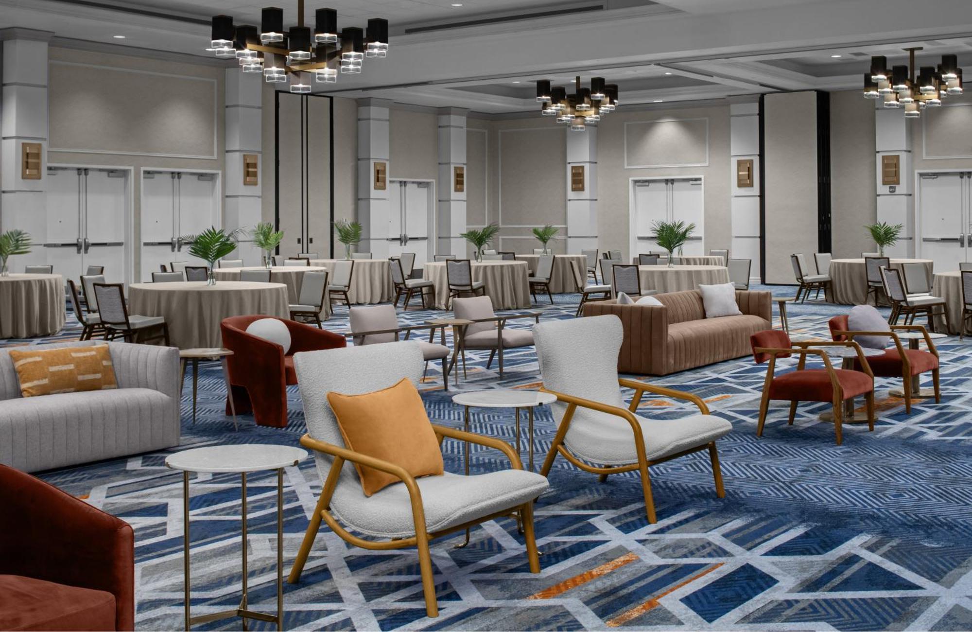 Hotel Downright Austin, A Renaissance