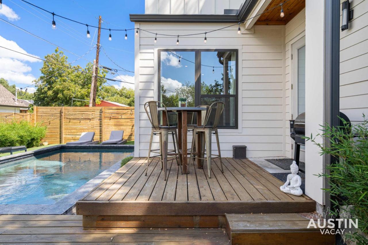 Private Pool Oasis That Is A Spacious Luxe Escape Austin