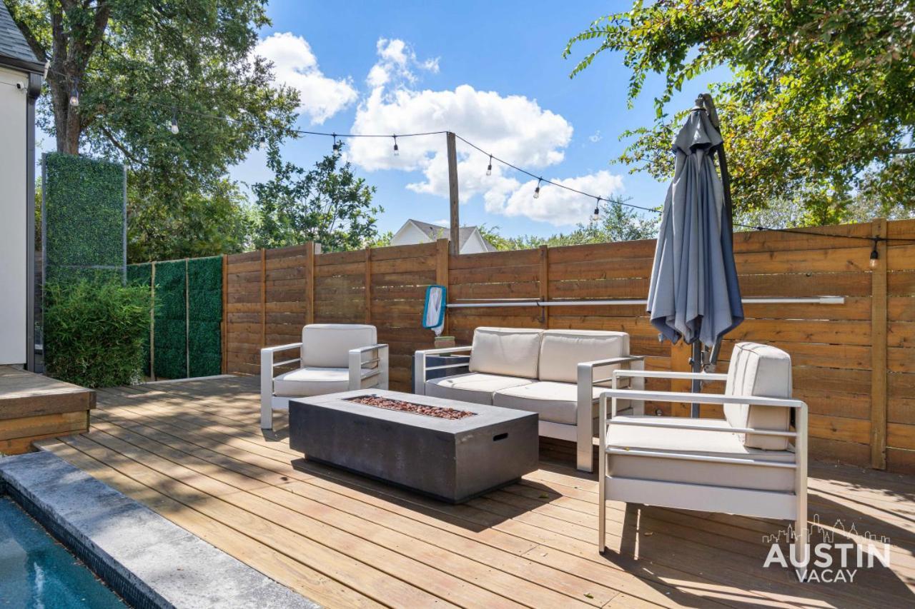 Private Pool Oasis That Is A Spacious Luxe Escape * Austin
