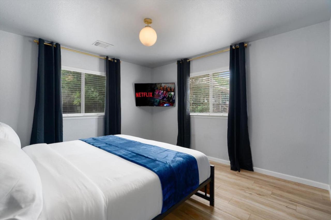 Immediate Access To Highway 35 - Remodeled Haven Austin