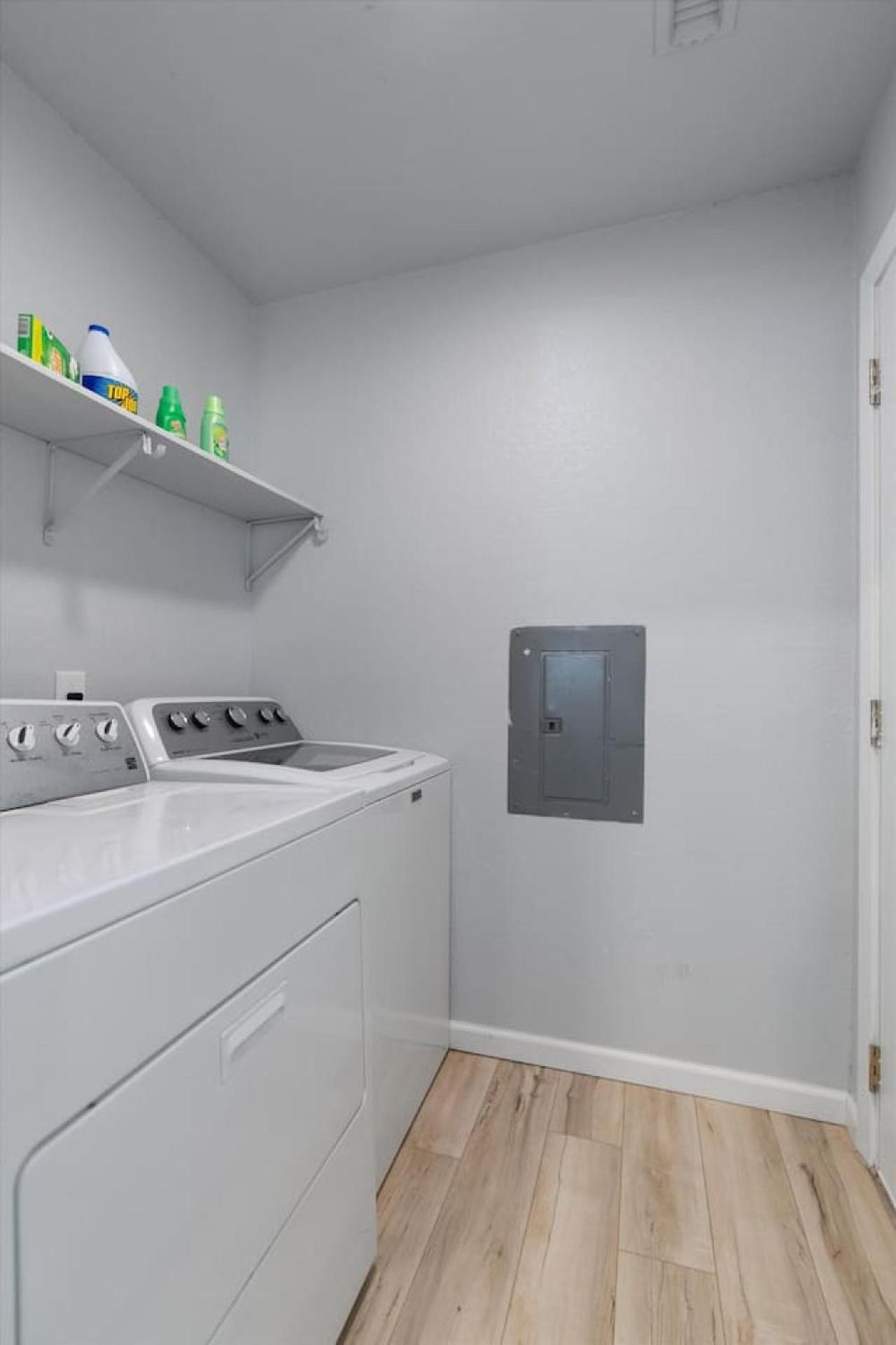 Immediate Access To Highway 35 - Remodeled Haven * Austin