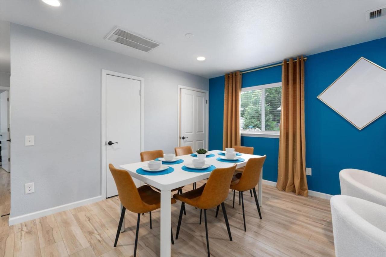 Immediate Access To Highway 35 - Remodeled Haven