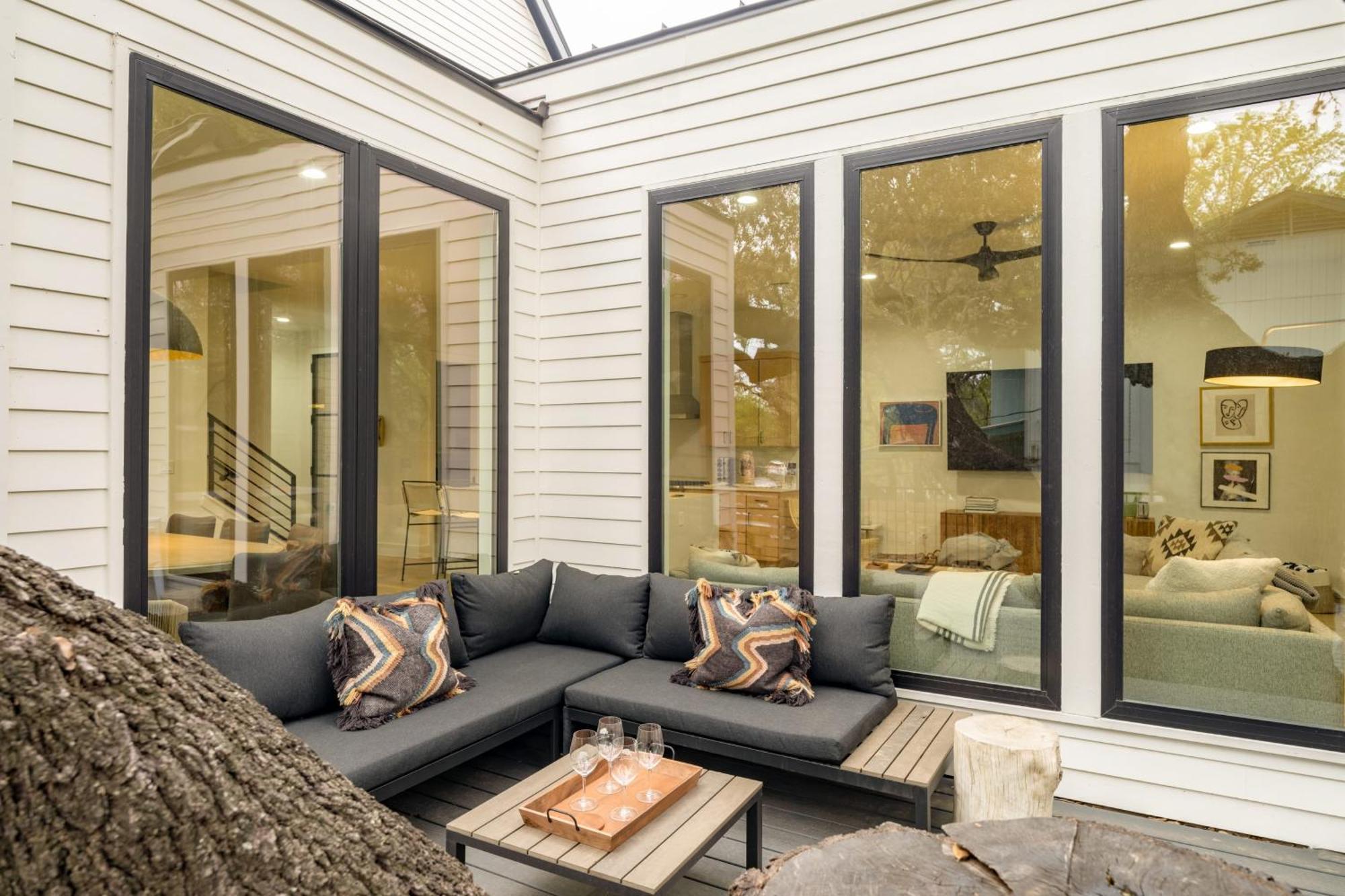 Holiday home Henley By Avantstay Plunge Pool Incredible Patio