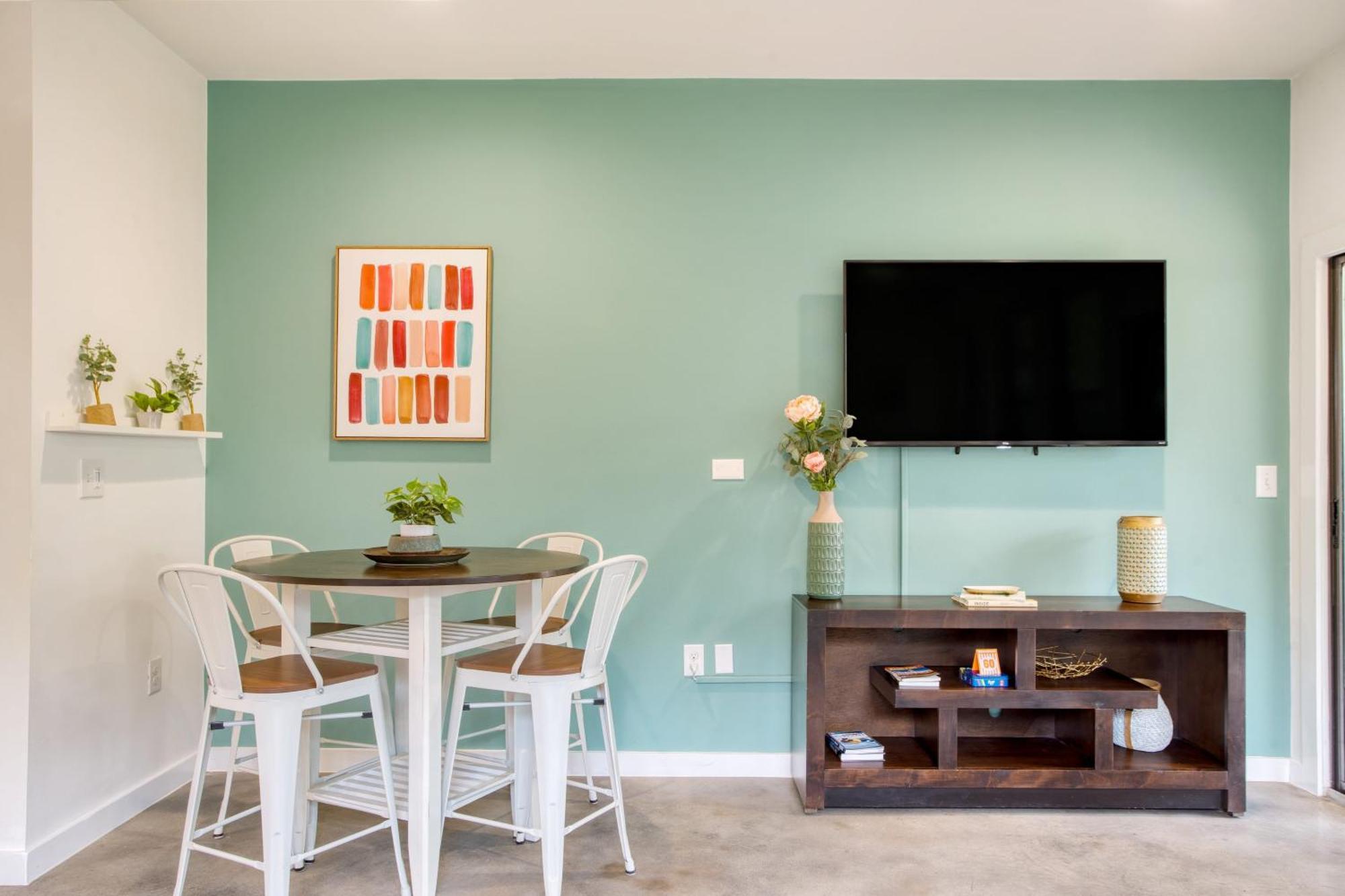 Clyde By Avantstay Great For Longer 12 Min To Downtown Austin