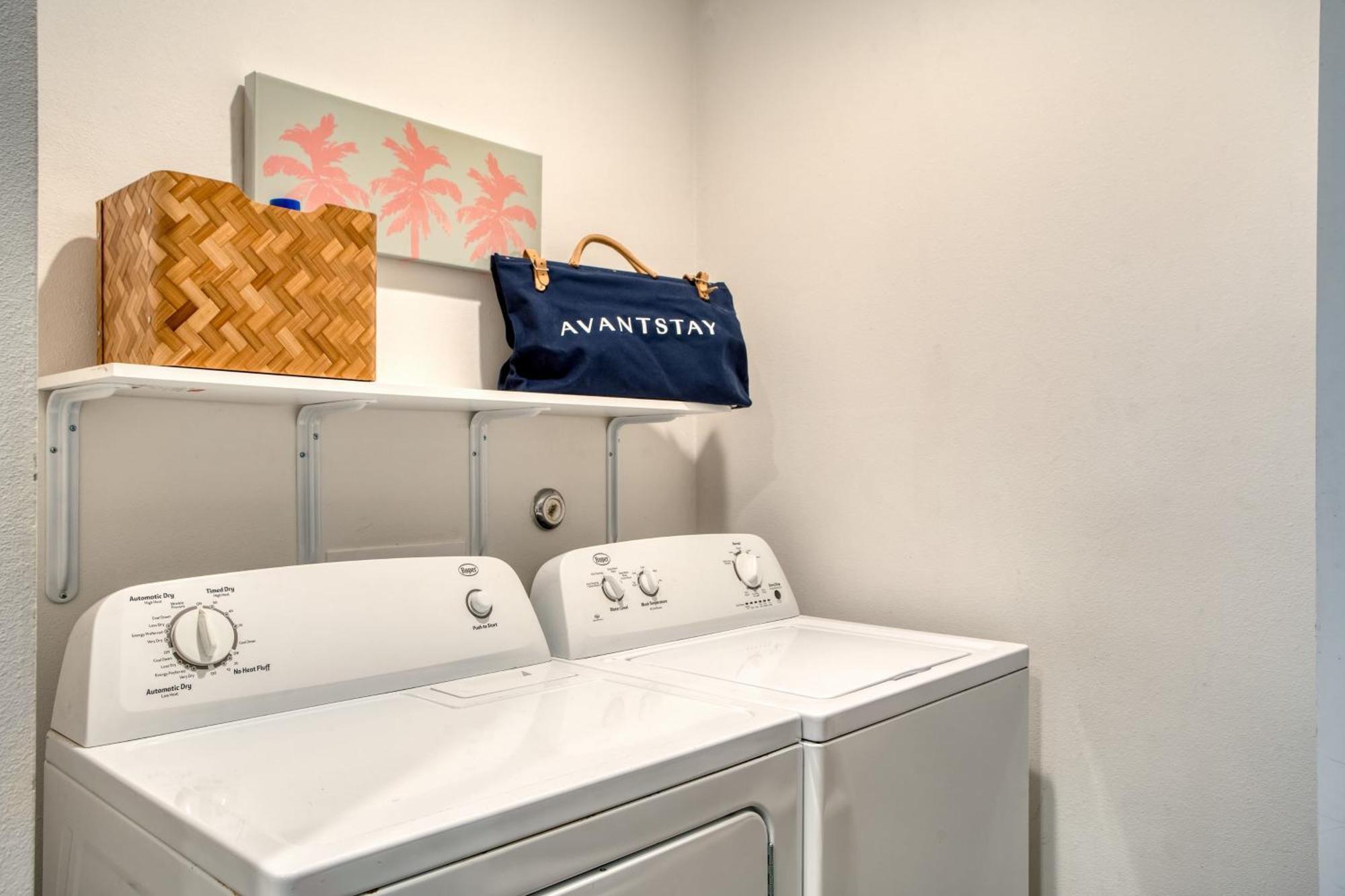 Holiday home Clyde By Avantstay Great For Longer 12 Min To Downtown