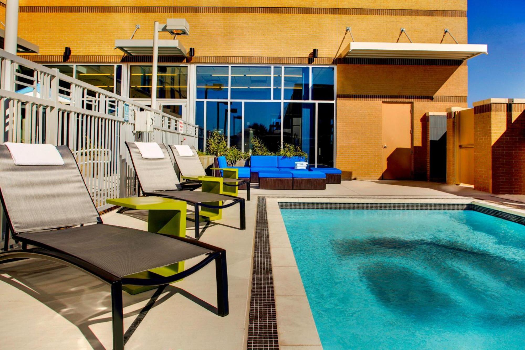 Aloft At The Domain Hotel