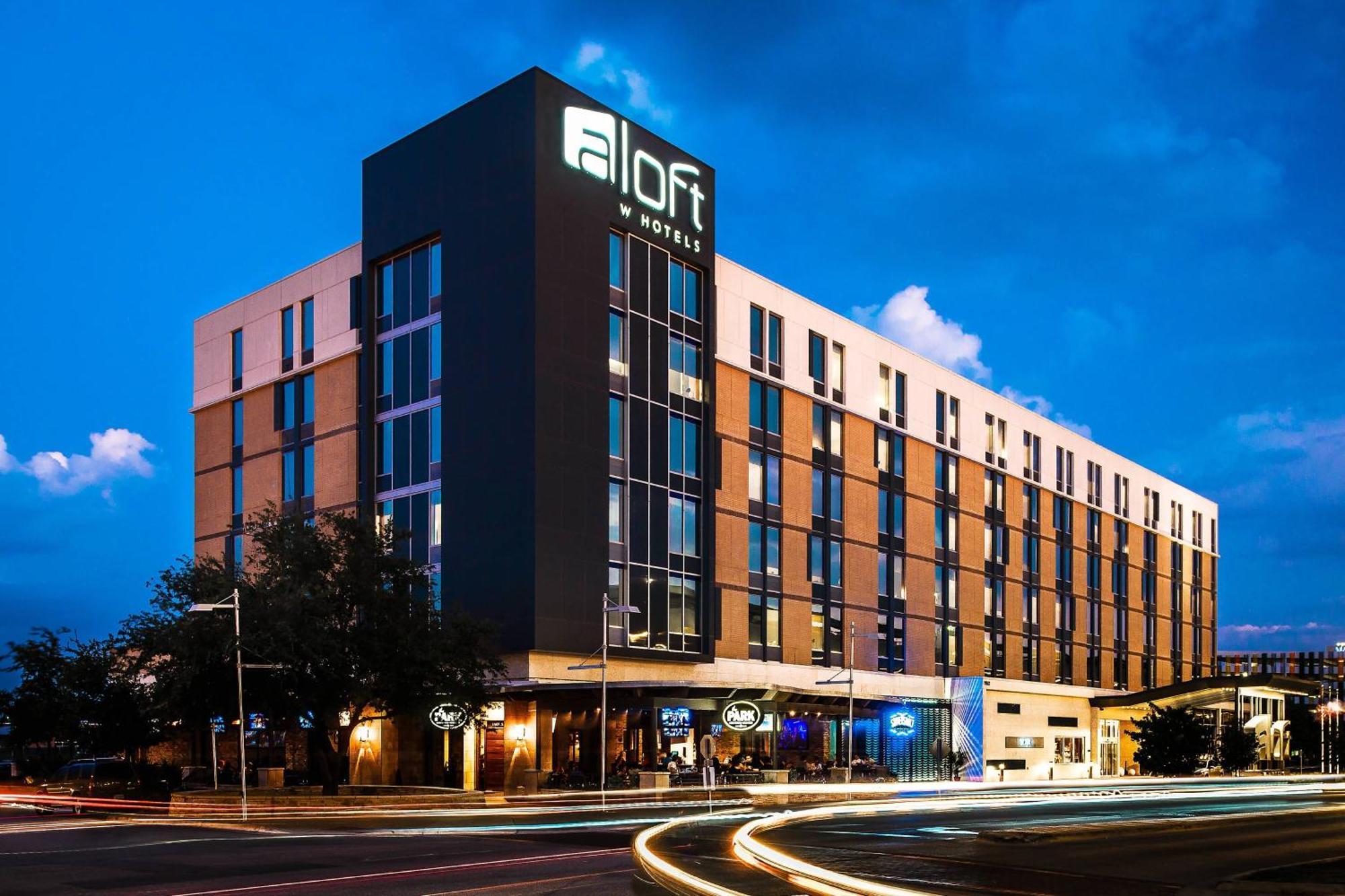 Aloft At The Domain Hotel 3*