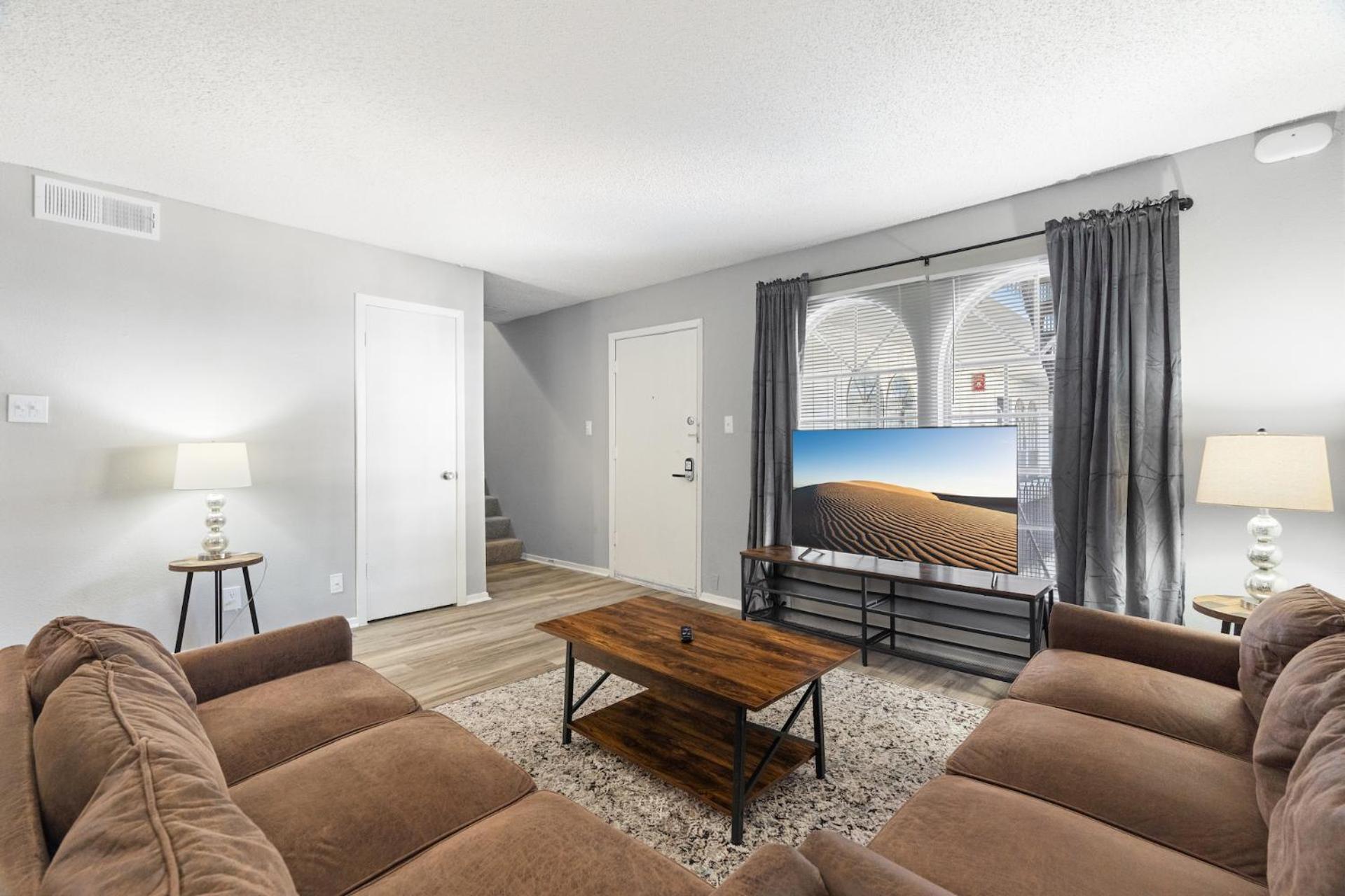 Apartment Spacious 3br2ba Next To Ut 9878 Austin