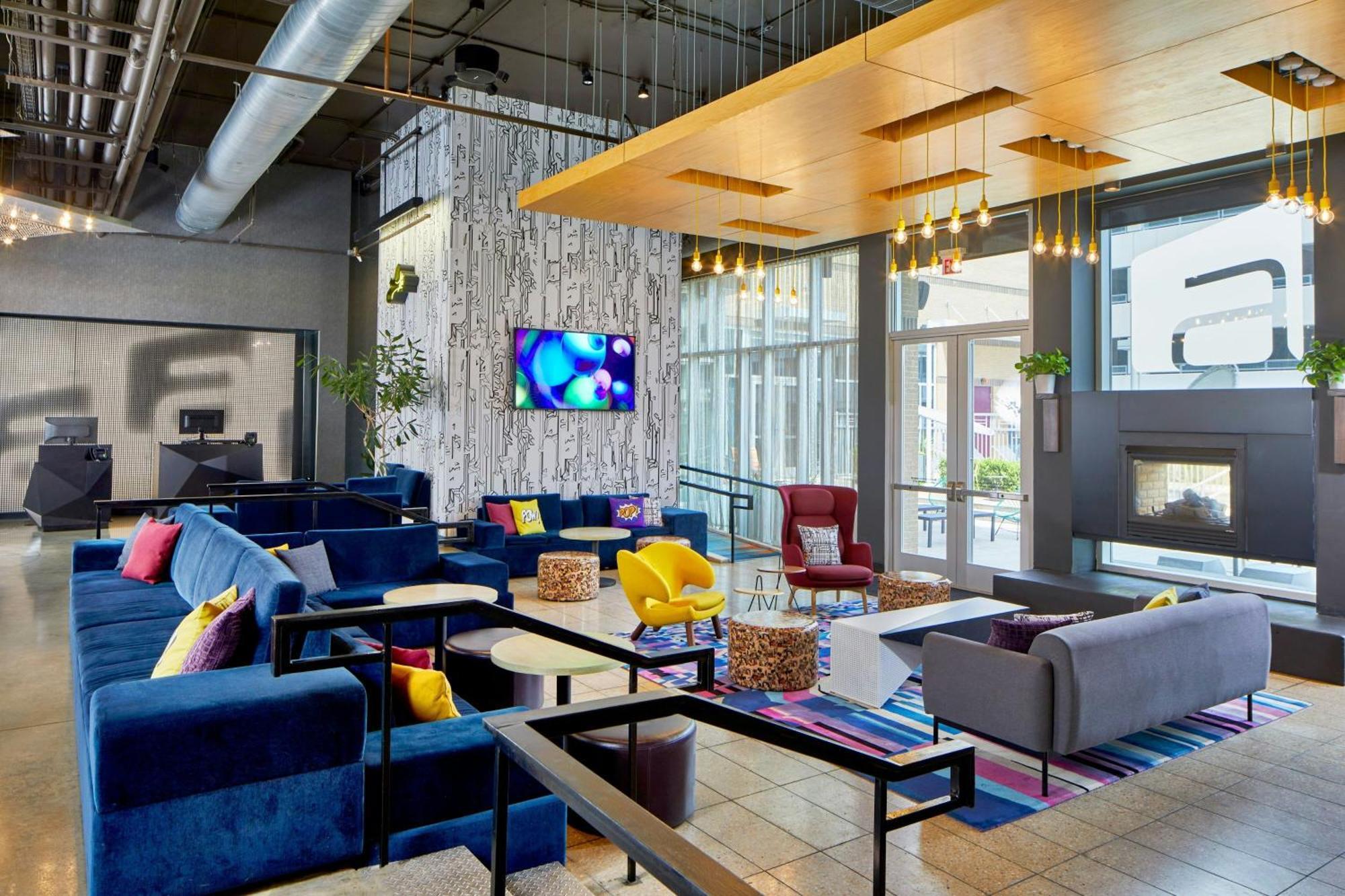 Hotel Aloft At The Domain 3*