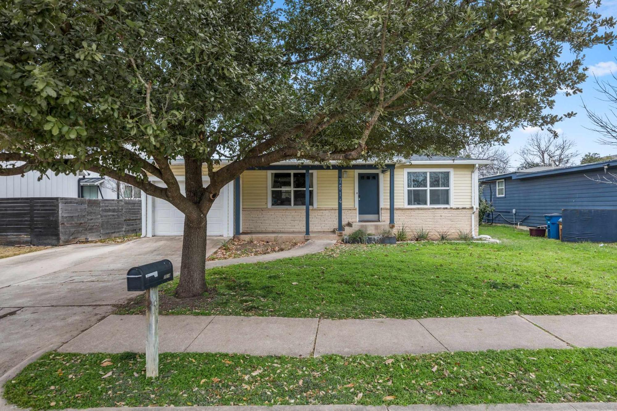 Holiday home Historic Charmer Comfortable Walkable *