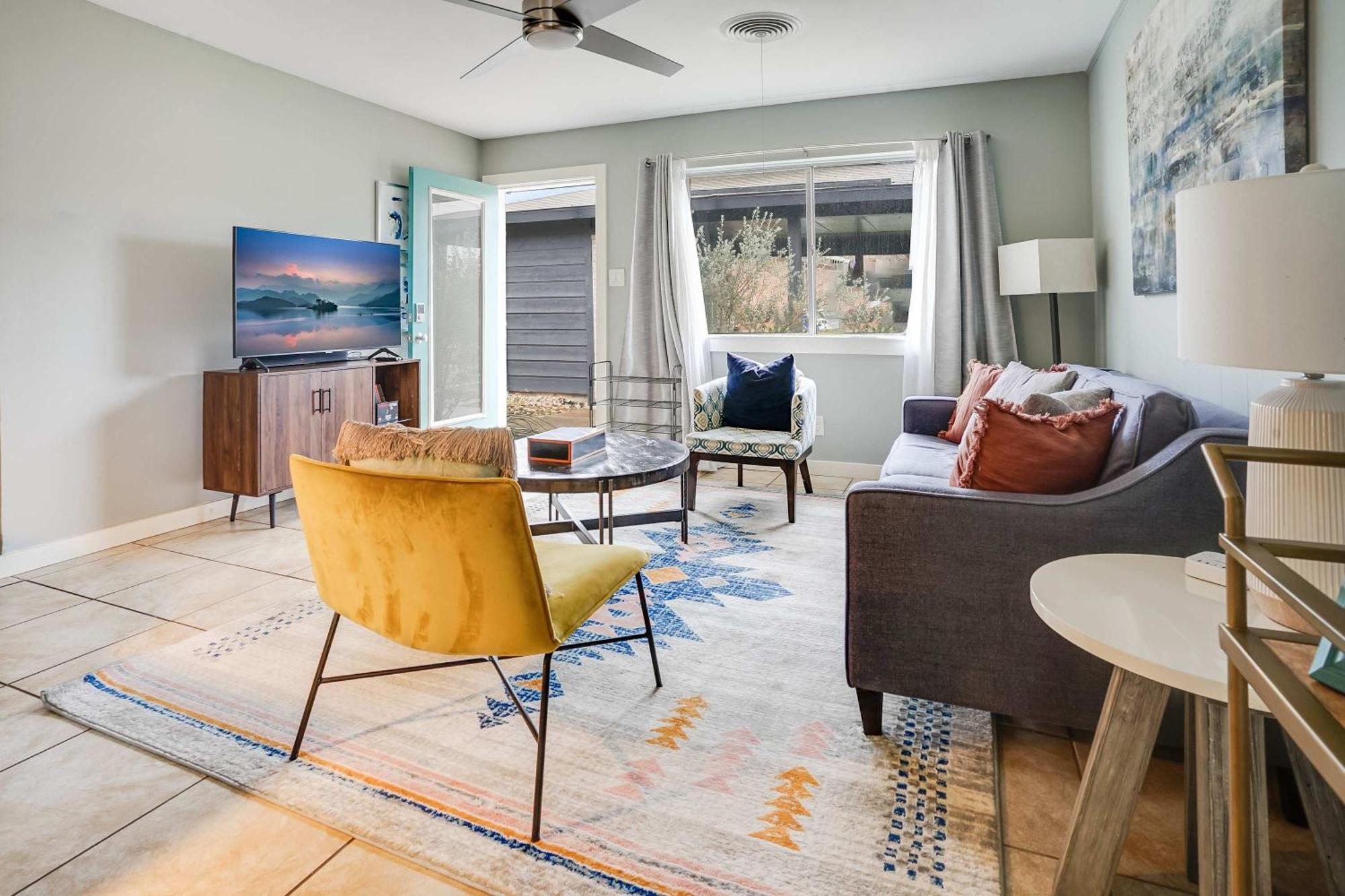 Unbeatable Location - Designer 2br & Yard