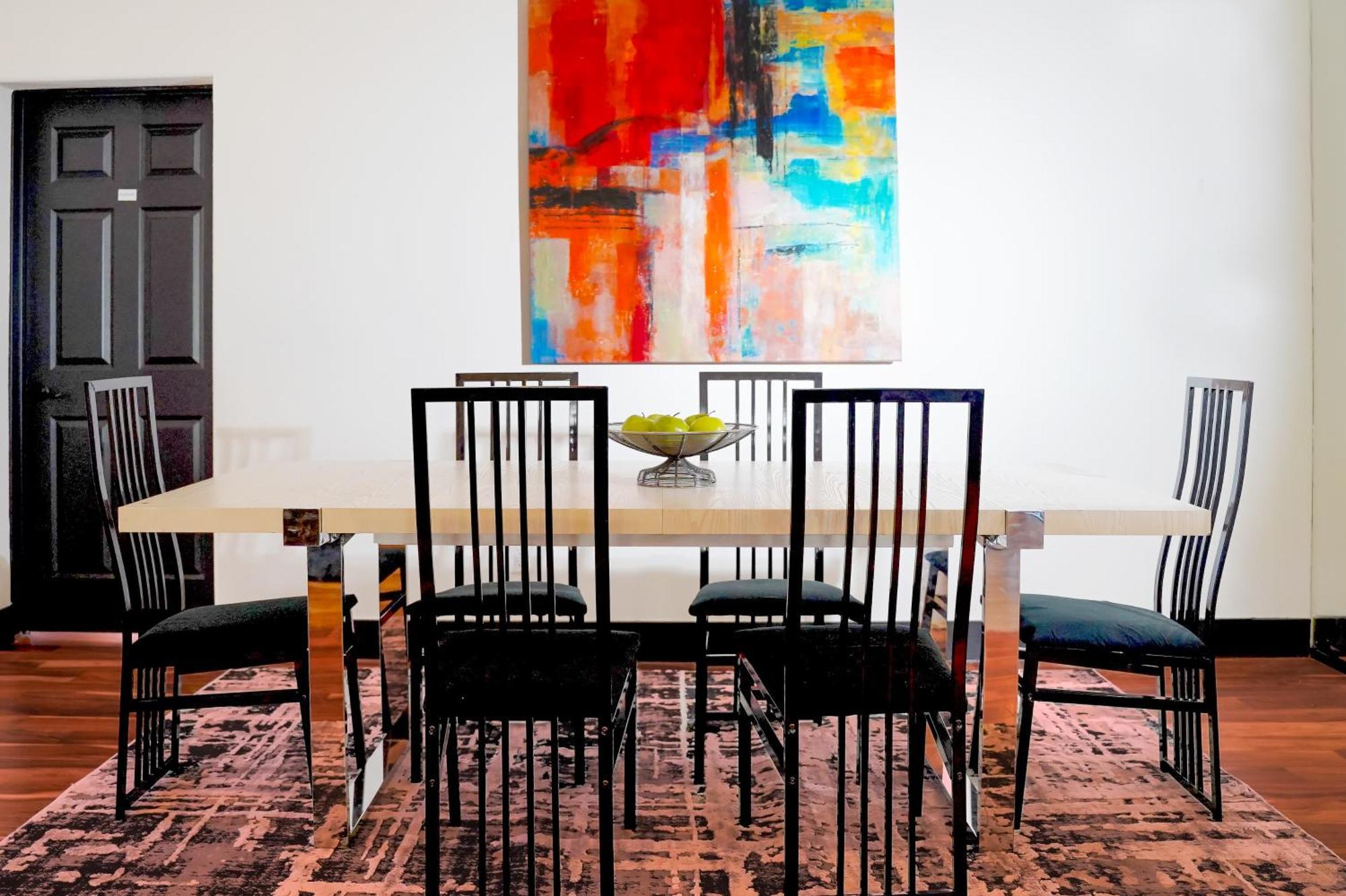 Huge Travis Family House With Ev Charger! Austin