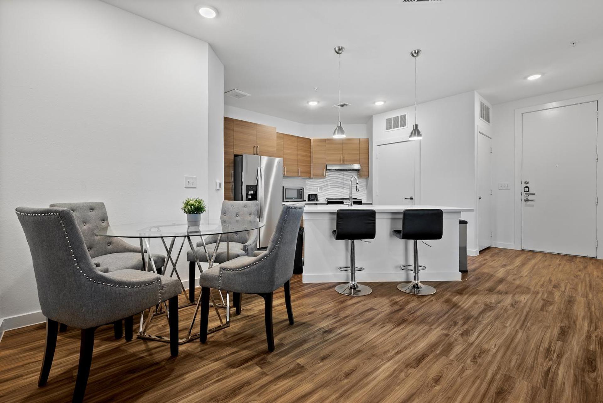 Luxury In Riverside - 10mins To Airport