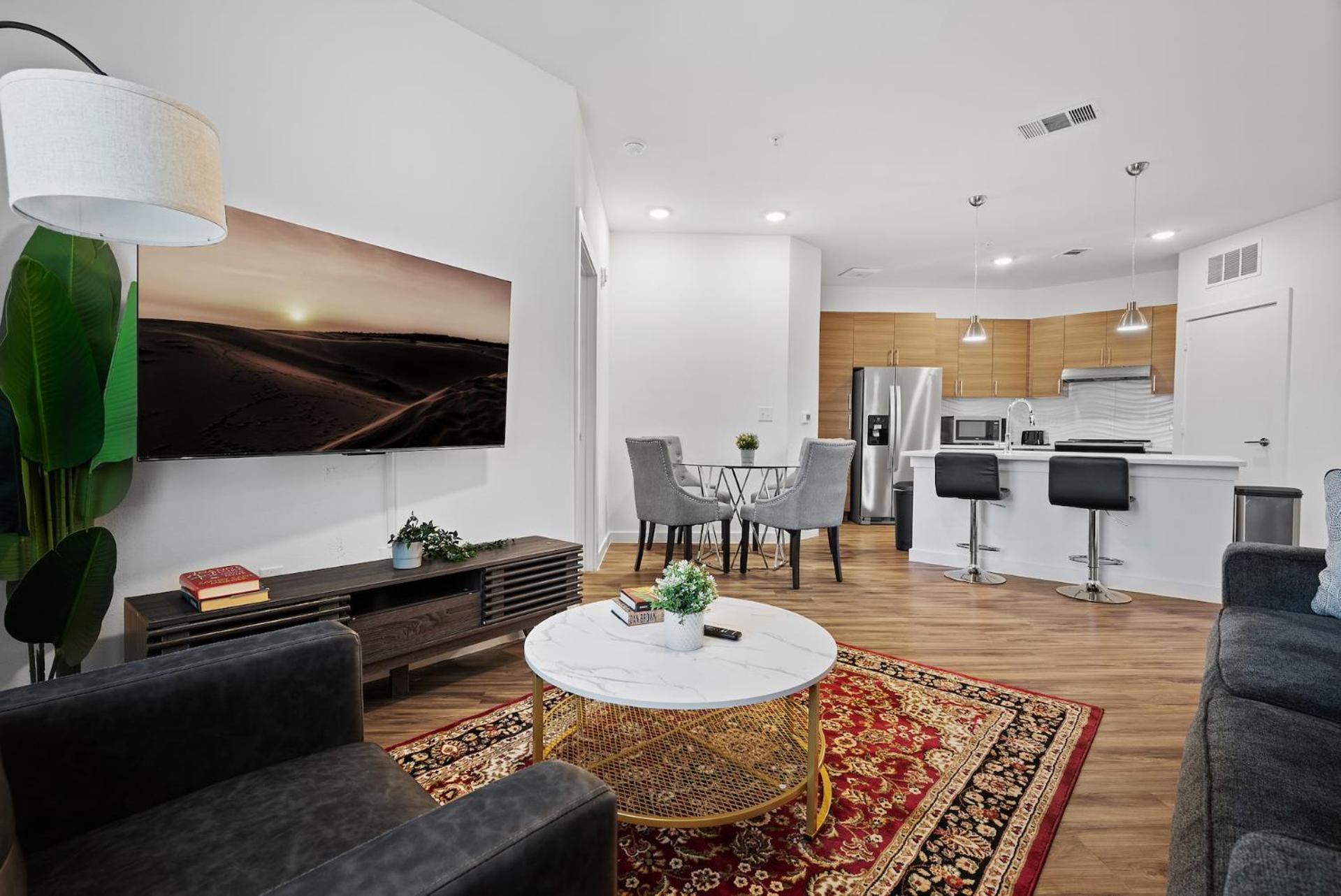 Luxury In Riverside - 10mins To Airport Apartment *
