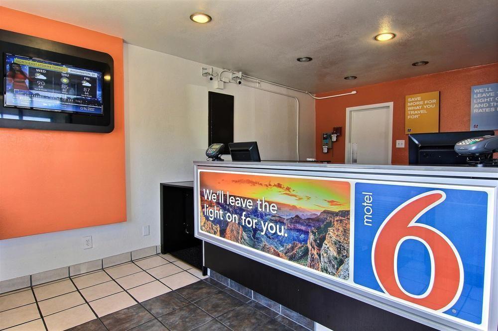 Hotel 6-austin, Tx - Airport - South 3*