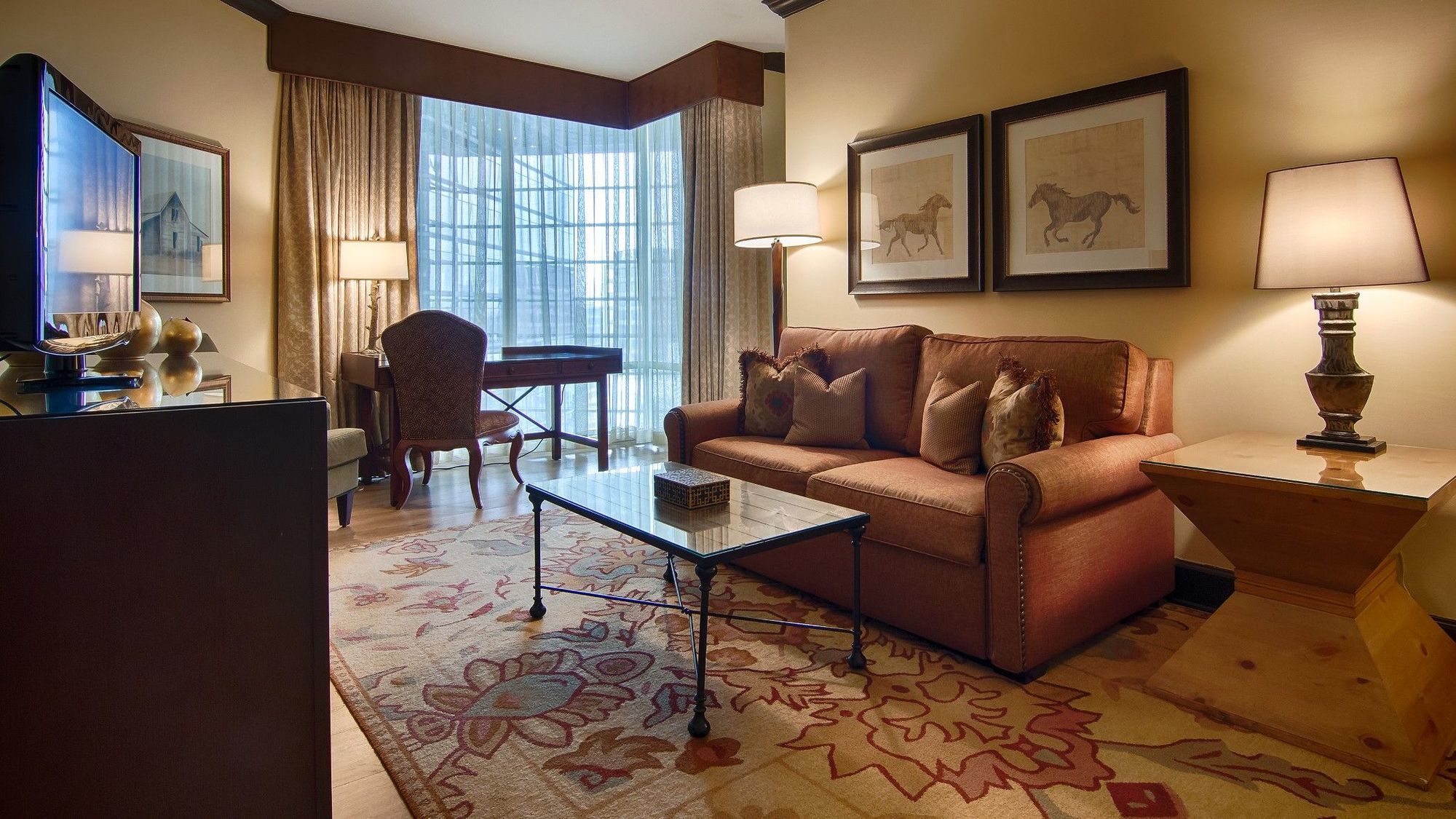 Hotel Omni Downtown Austin