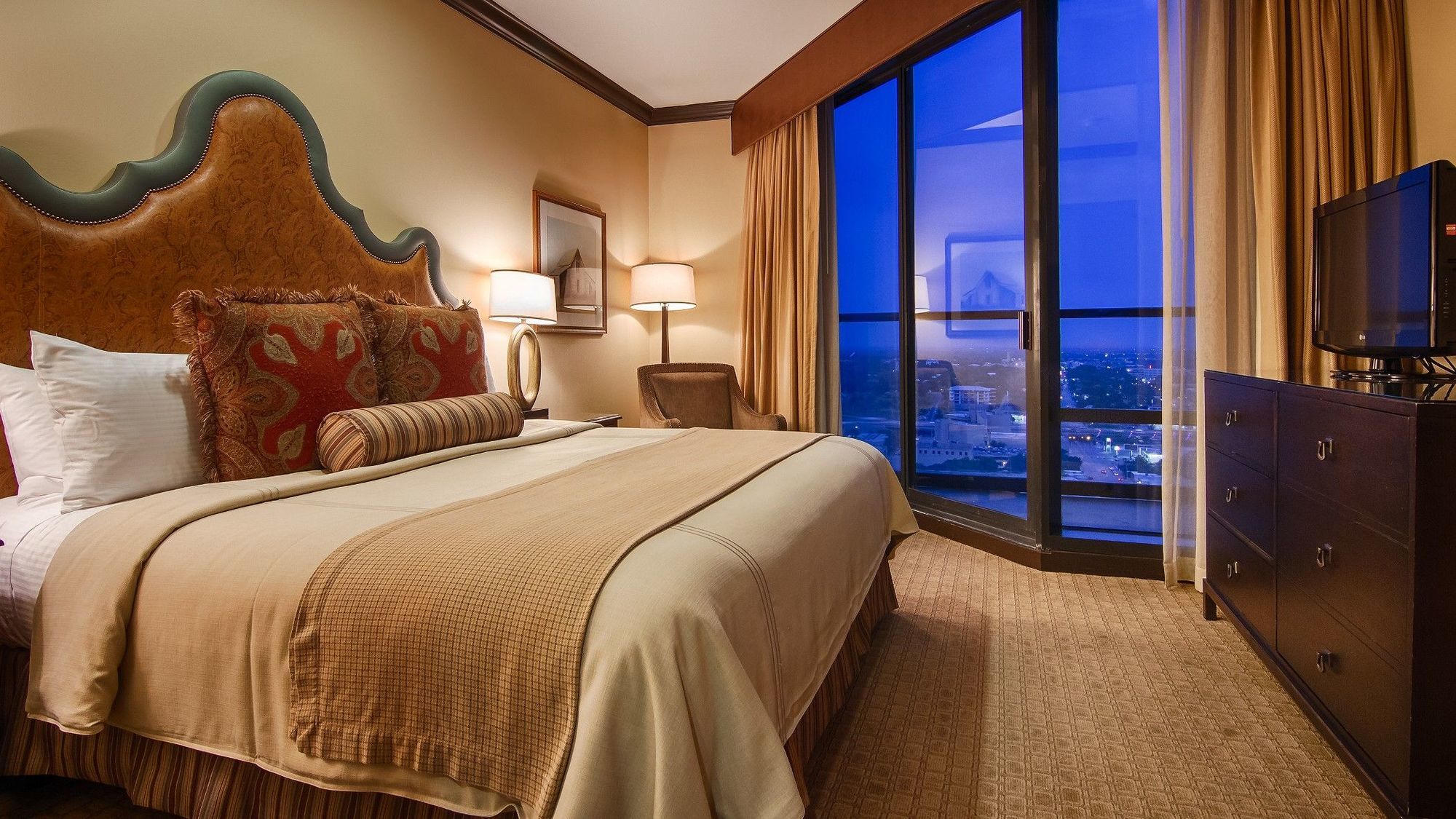 Omni Downtown Austin