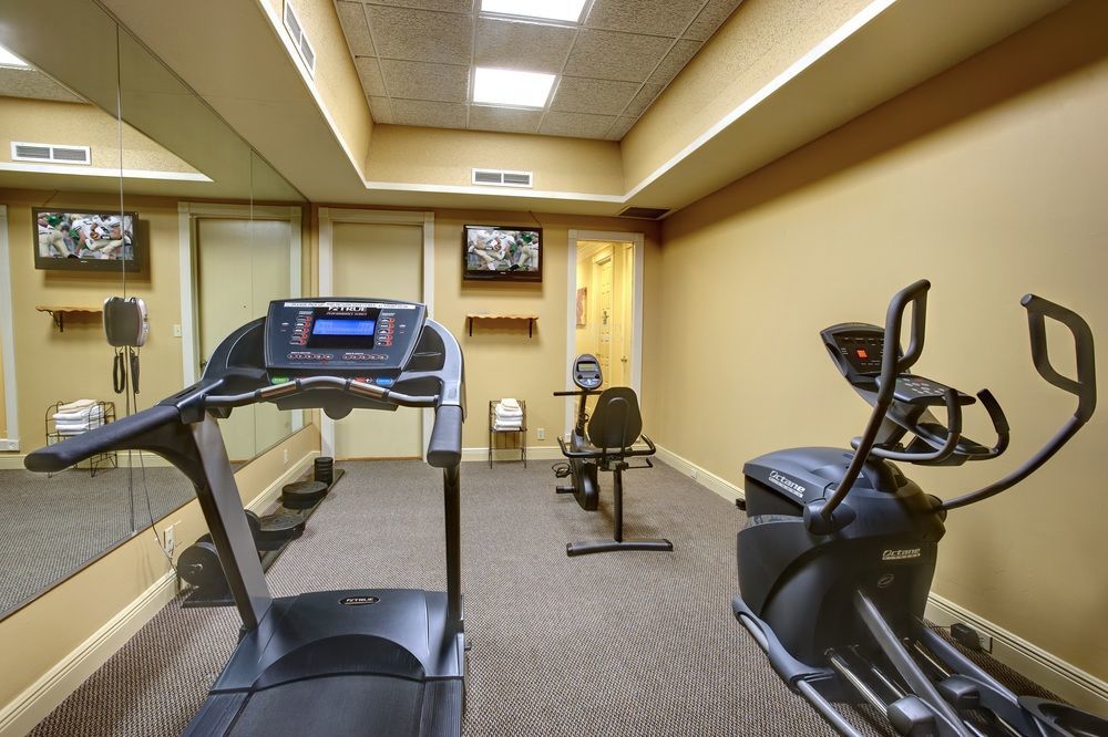 Orangewood Hotel 3*