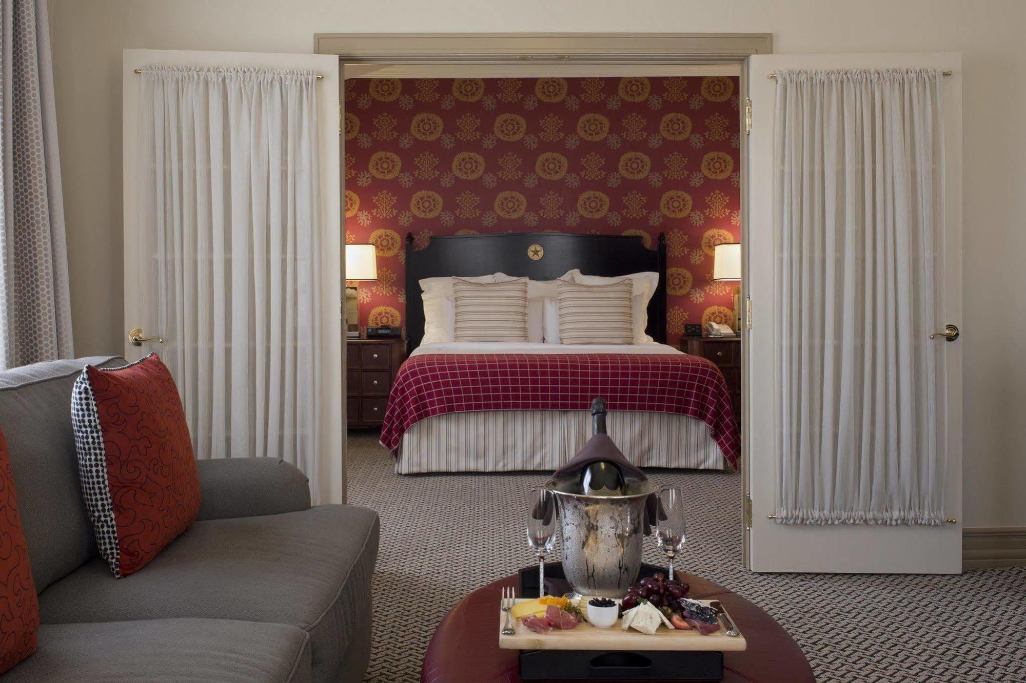 Hotel Element Downtown 3*