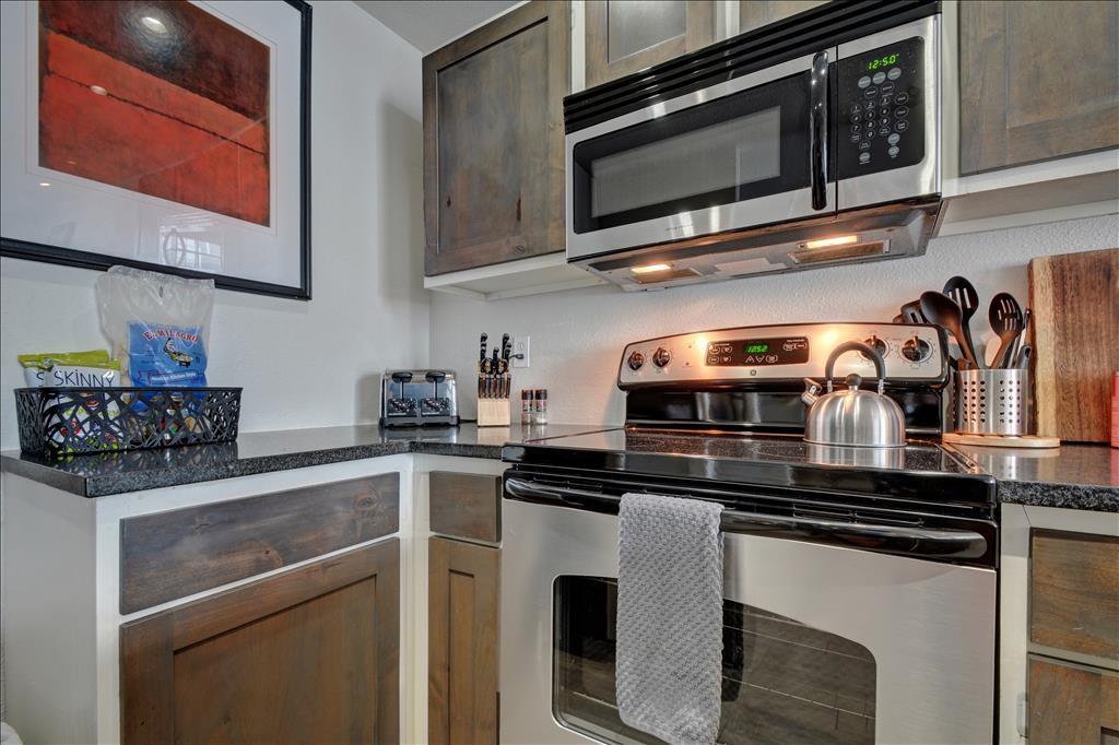 Littlefield Lofts #702 *