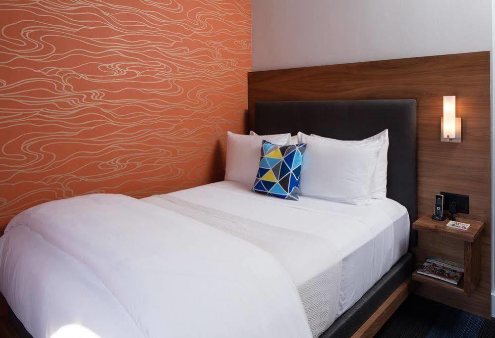 Hotel Eleven Hotel
